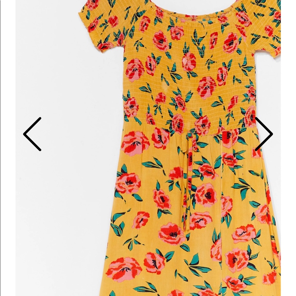 Nasty Gal Floral Shirred Puff Sleeve Maxi Dress - Picture 5 of 7